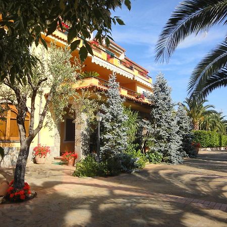 بالينورو Residence E B&B Villamirella المظهر الخارجي الصورة