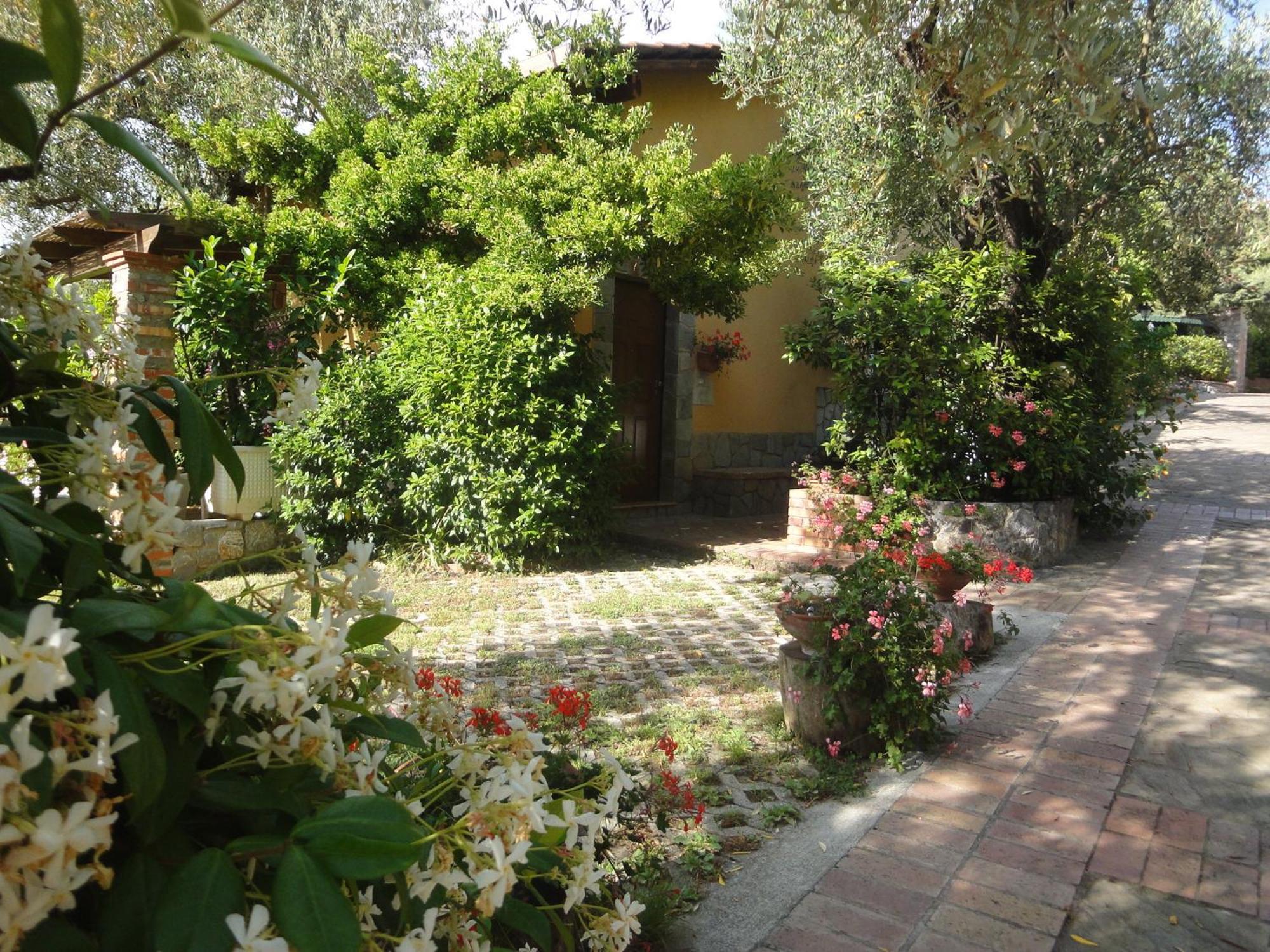 بالينورو Residence E B&B Villamirella المظهر الخارجي الصورة