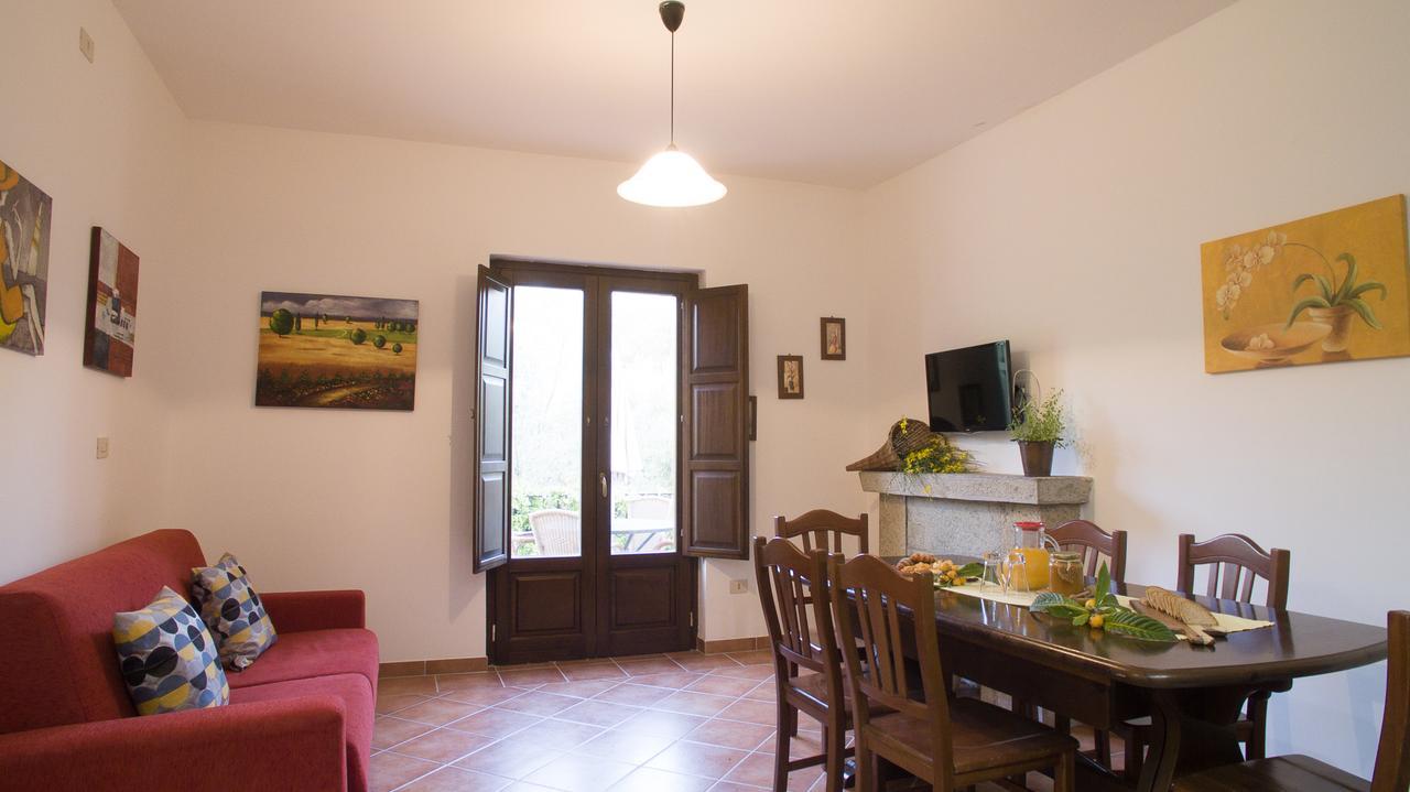 بالينورو Residence E B&B Villamirella المظهر الخارجي الصورة