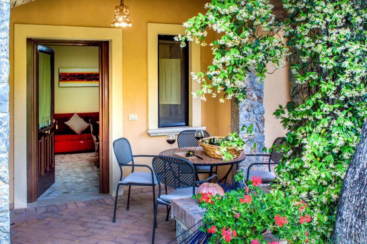بالينورو Residence E B&B Villamirella المظهر الخارجي الصورة